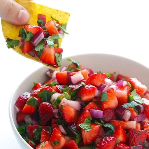 5-Ingredient Strawberry Salsa Image