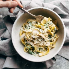 5 Ingredient Creamy Kale Pasta Bowls Recipe Page