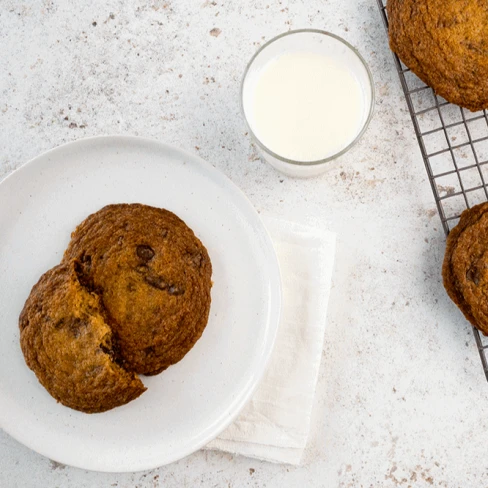 Claire Saffitz Chocolate Chip Cookies Image