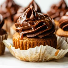 Pumpkin Dessert Recipes: Pumpkin Chocolate Cupcakes Recipe Page