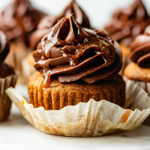 Pumpkin Dessert Recipes: Pumpkin Chocolate Cupcakes Image