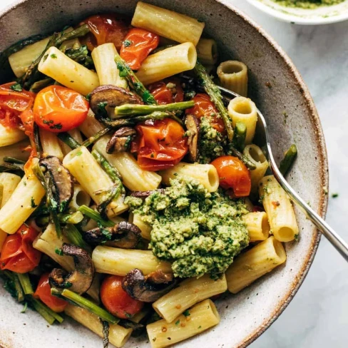 Farmers&#039; Market Pasta with Walnut Pesto Image