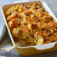 Cornbread &amp; Sausage Stuffing Recipe Page