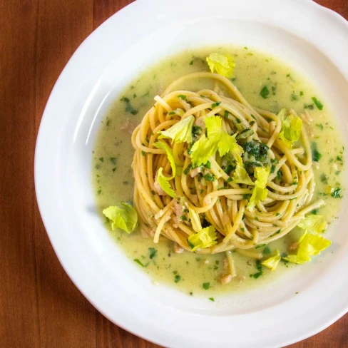 Spaghetti With Canned-Clam Sauce Recipe Image