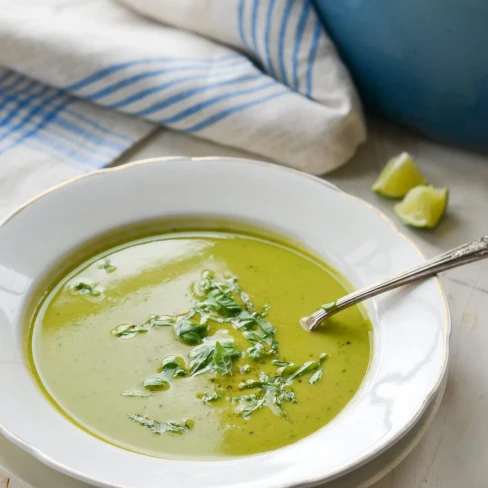 Pea Soup with Basil Image