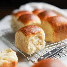 Japanese Milk Bread Recipe (Hokkaido Milk Bread Rolls) Recipe Page