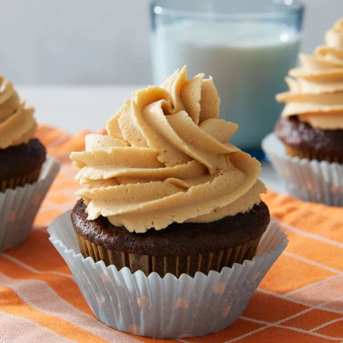 Fluffy Peanut Butter Frosting Image