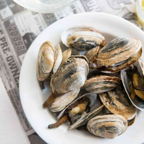 How To Cook And Eat Steamer Clams Image