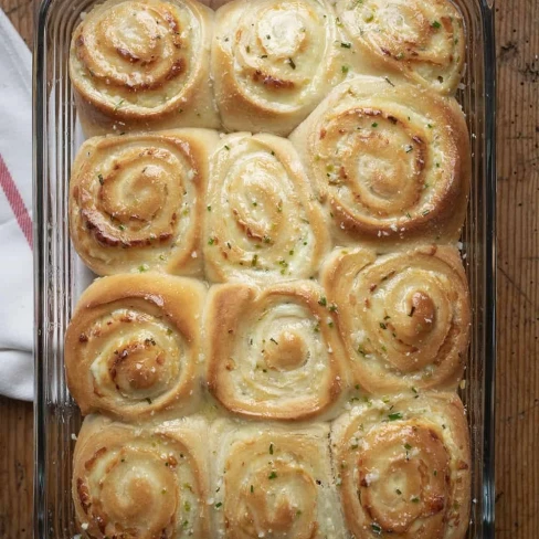 Garlic Cream Cheese Rolls Image