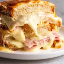 Croque Monsieur (French hot ham and cheese sandwich) Recipe Page