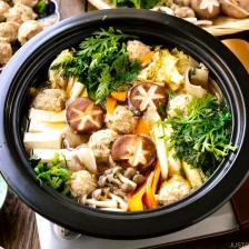 Tsukune Hot Pot (Tori Dango Nabe) Recipe Page