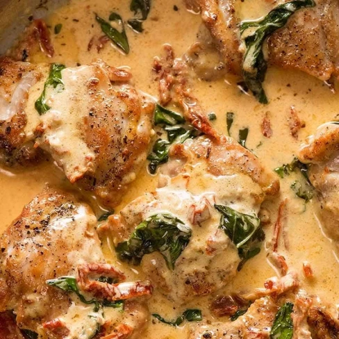 Chicken with Creamy Sun Dried Tomato Sauce Image