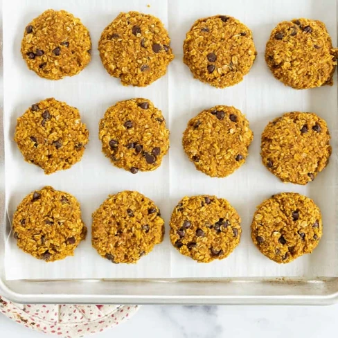 Chewy Pumpkin Oatmeal Cookies Image