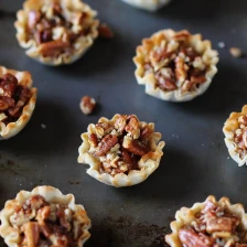 Easy Mini Pecan Tarts Recipe Page