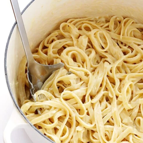 Skinny Fettuccine Alfredo Image