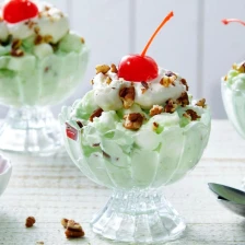 Watergate Salad Recipe Page