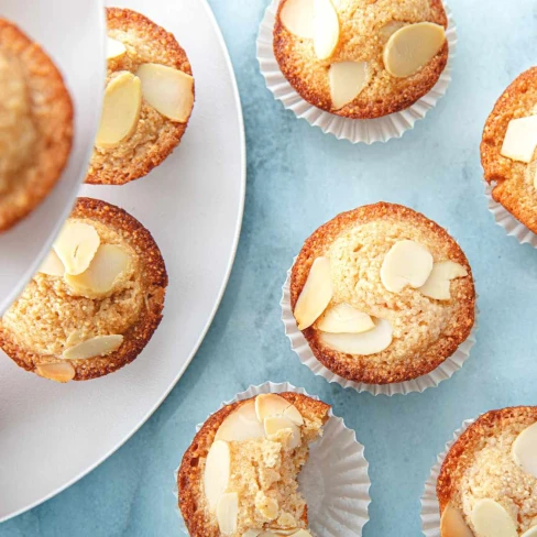 Financiers (French Mini Almond Cakes) Image