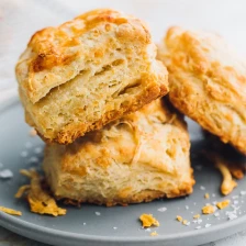 Flaky 5-Ingredient Sourdough Discard Biscuits Recipe Page