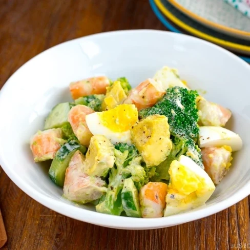 Shrimp and Broccoli Salad Image