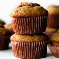 Quick &amp; Easy Banana Muffins Recipe Page