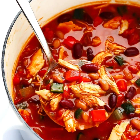 20-Minute Chipotle Chicken Chili Image