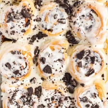 Cookies and Cream Cinnamon Rolls Recipe Page