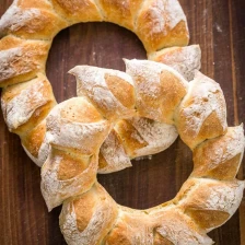 DIY Wreath Bread (VIDEO) Recipe Page