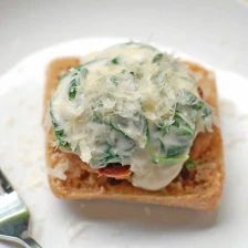 Garlic Parmesan Burgers &amp; Creamed Spinach Sauce Recipe Page